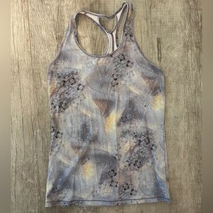 Tank top from Calia size M. Made from a soft material and barely worn